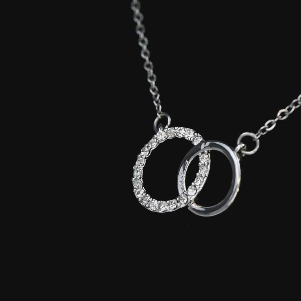 Aunt and Nieces Perfect Pair Interlocking Circle Necklace - 14K White Gold